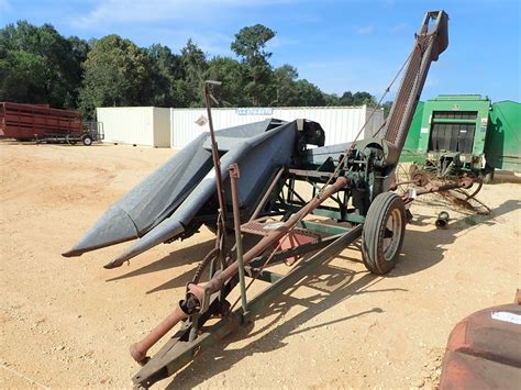 New idea corn picker. Things To Know About New idea corn picker. 